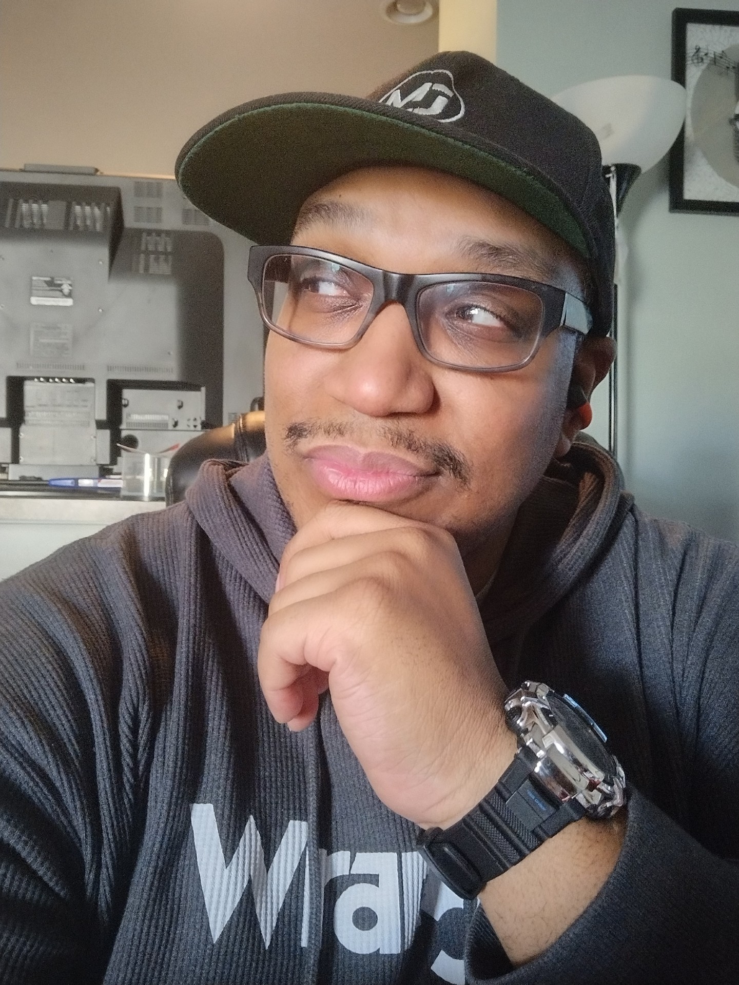 DJ CocoMotion | Reel 2 Reel Broadcasting